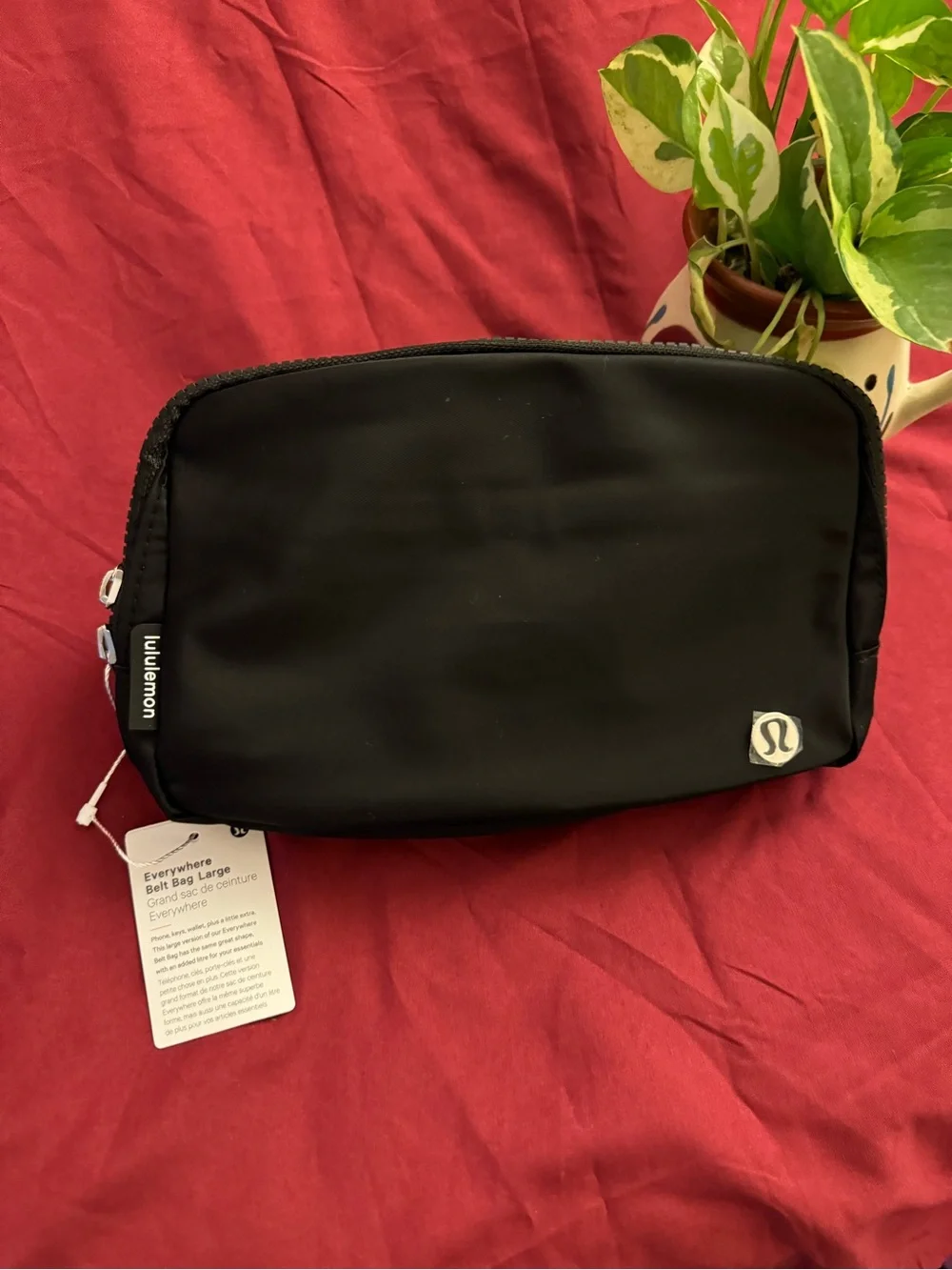 Black belt bag size 2 L